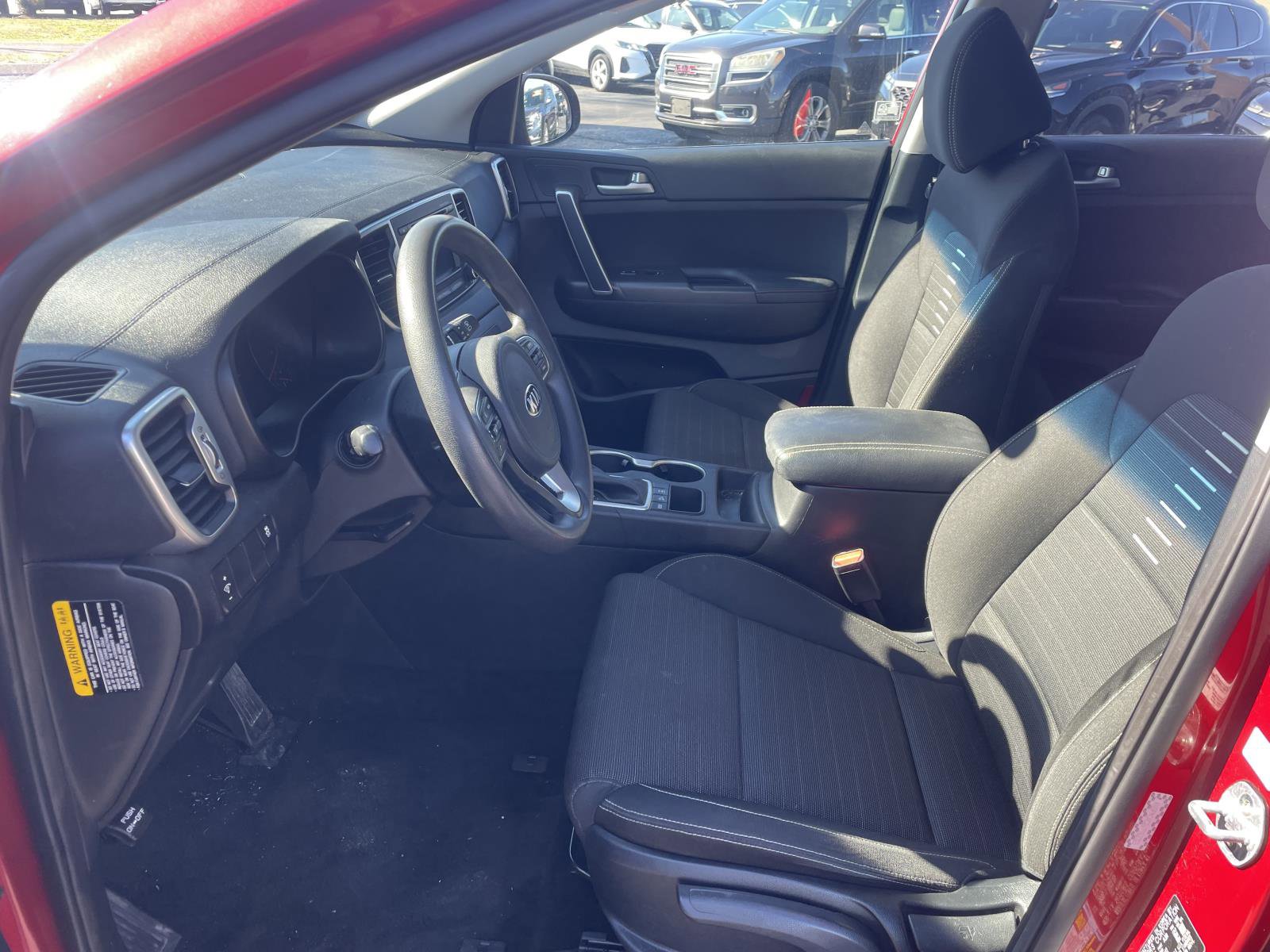 Used 2018 Kia Sportage LX image 5