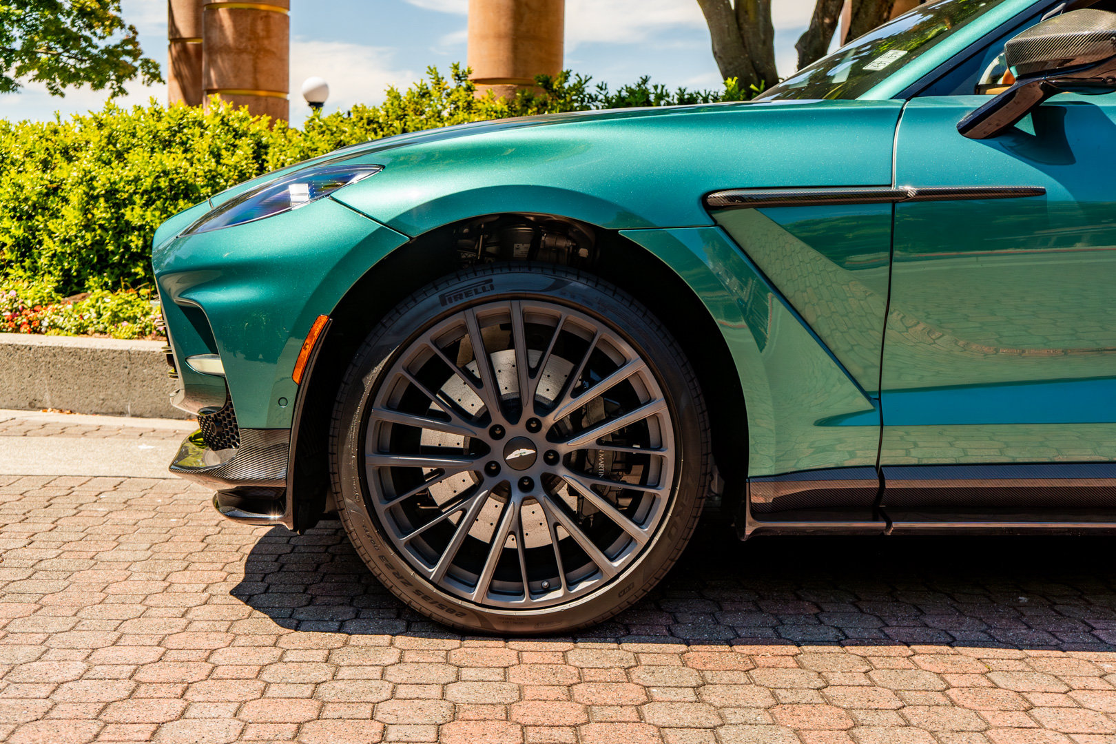 Used 2023 Aston Martin DBX 707 AWD/4WD image 4