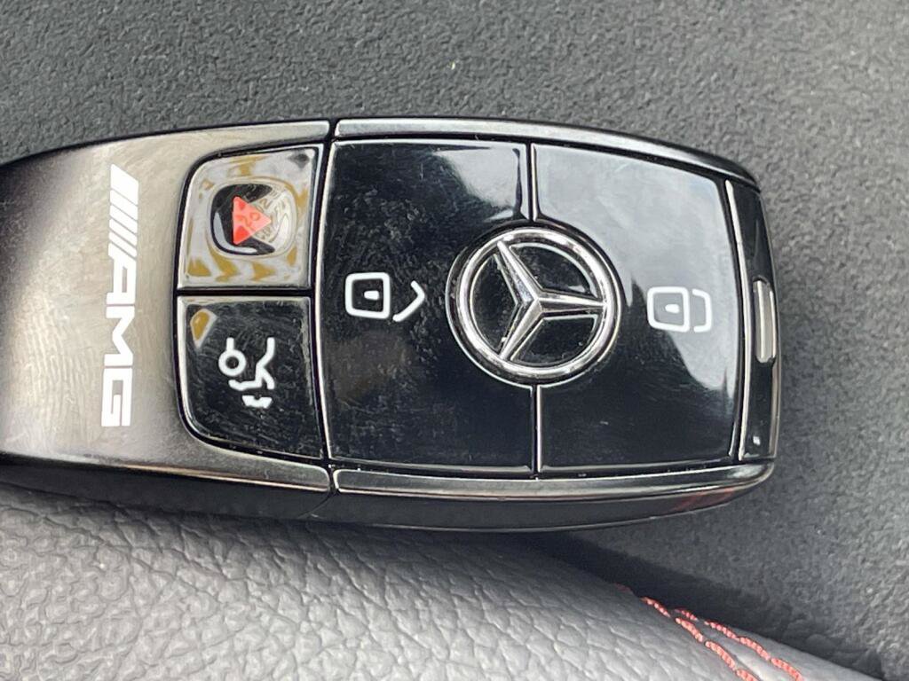 Certified 2023 Mercedes-Benz CLA 35 AMG 4MATIC image 4
