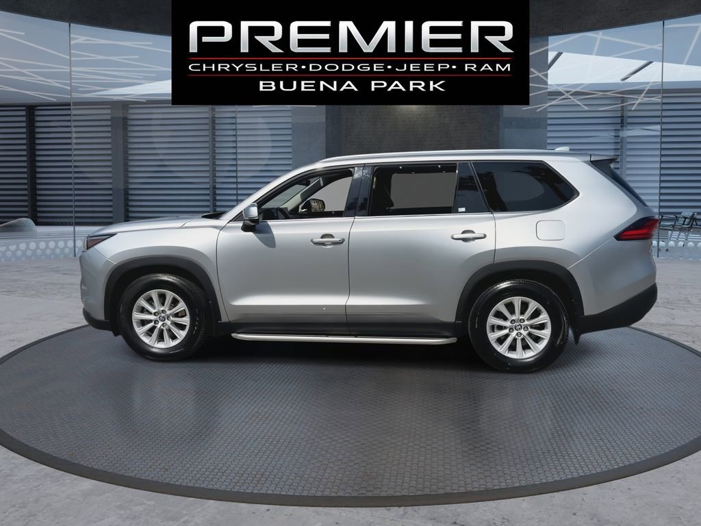 Used 2024 Toyota Grand Highlander XLE image 5