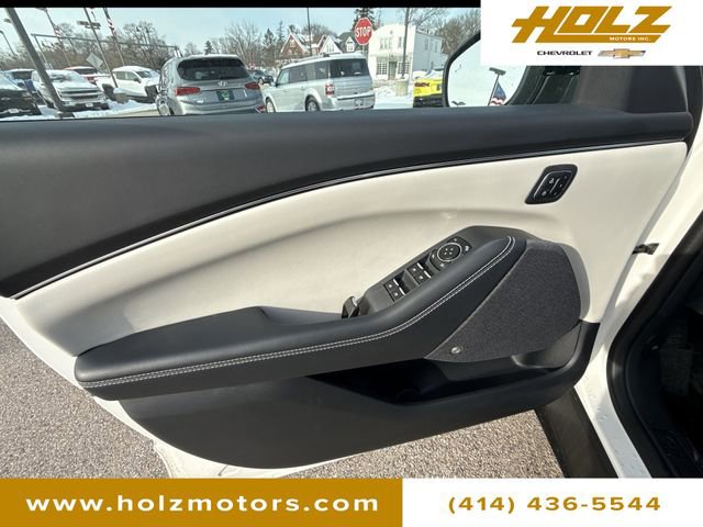 Used 2024 Ford Mustang Mach-E Premium image 24