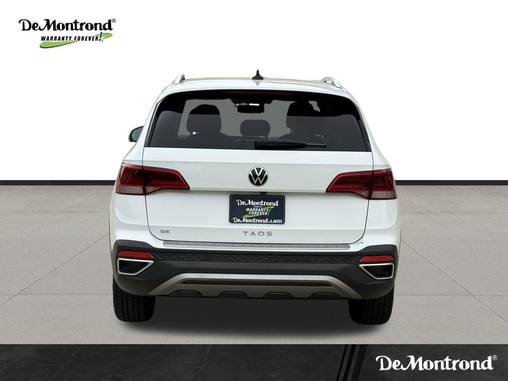 Used 2022 Volkswagen Taos SE FWD image 6