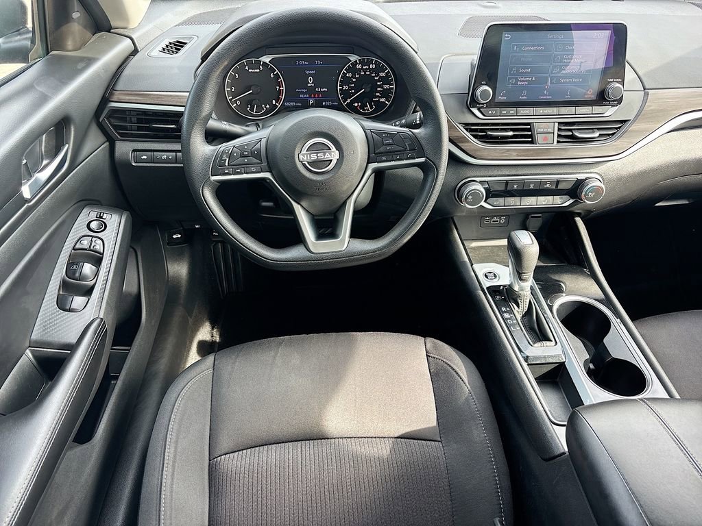 Used 2024 Nissan Altima 2.5 SV image 20