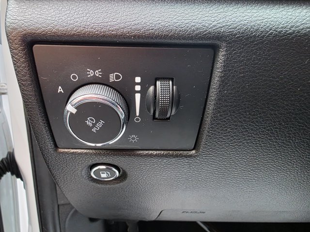 Used 2022 Jeep Grand Cherokee Limited AWD/4WD image 10