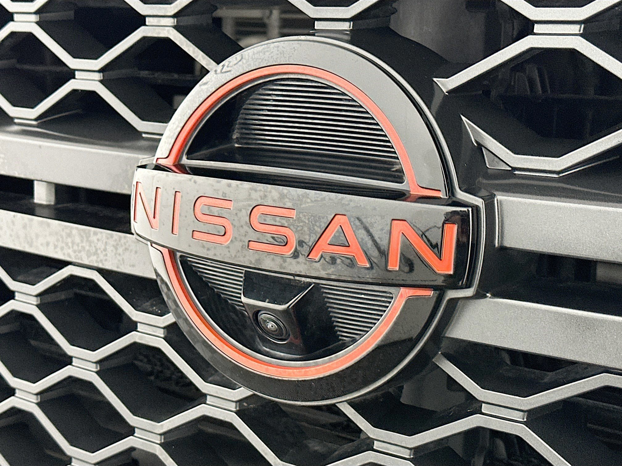 Used 2024 Nissan Titan PRO-4X w/ Pro-4x Convenience Package image 30