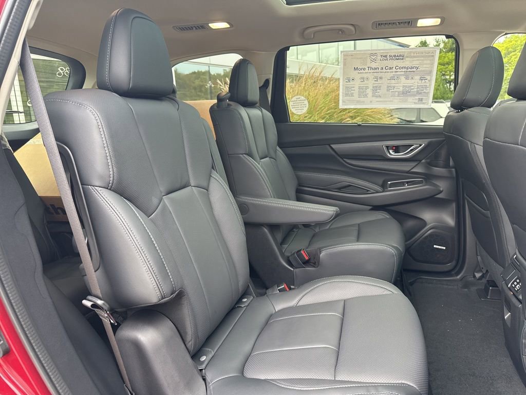 New 2025 Subaru Ascent Limited image 4