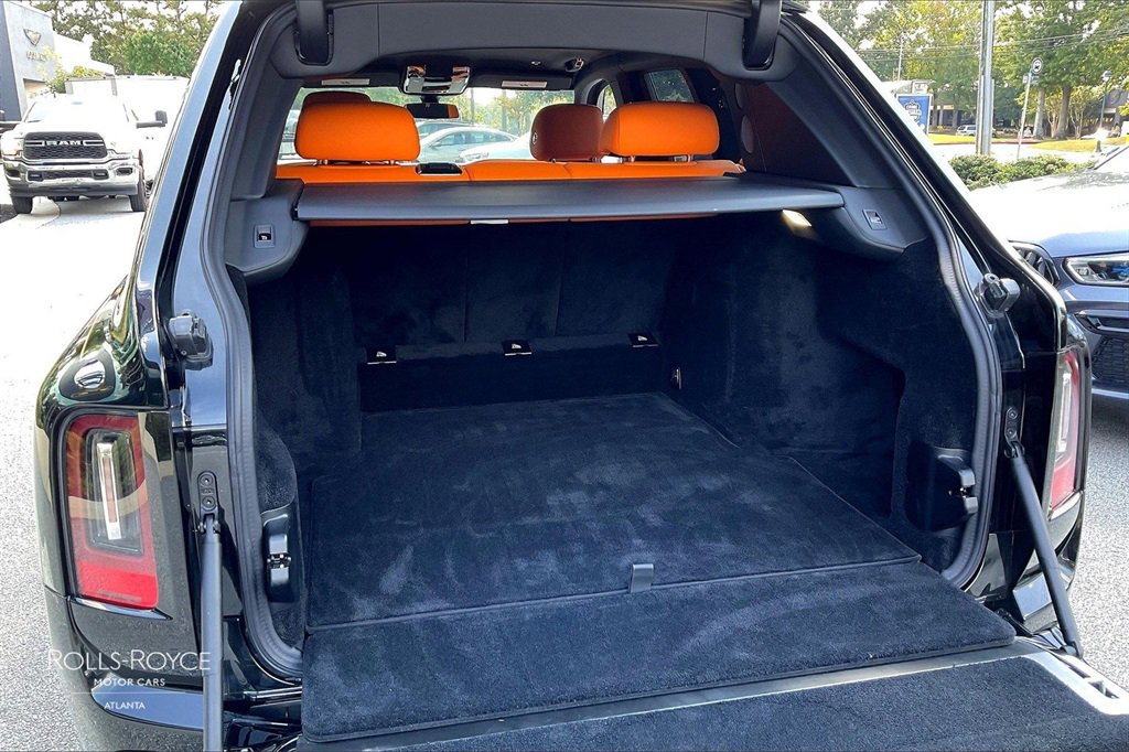 Certified 2025 Rolls-Royce Cullinan image 33