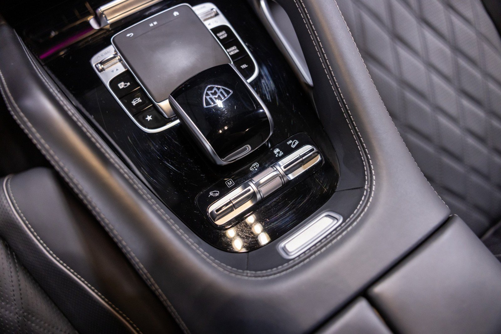 Used 2024 Mercedes-Benz Maybach GLS 600 4MATIC image 46
