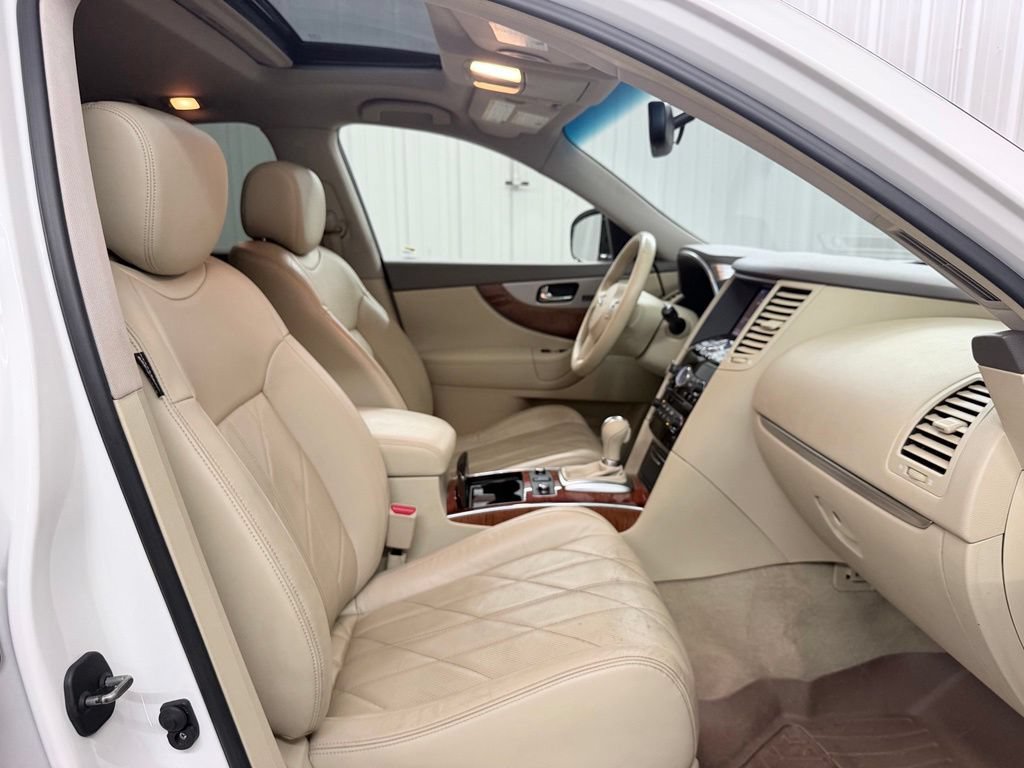Used 2015 INFINITI QX70 2WD w/ Premium Package image 41