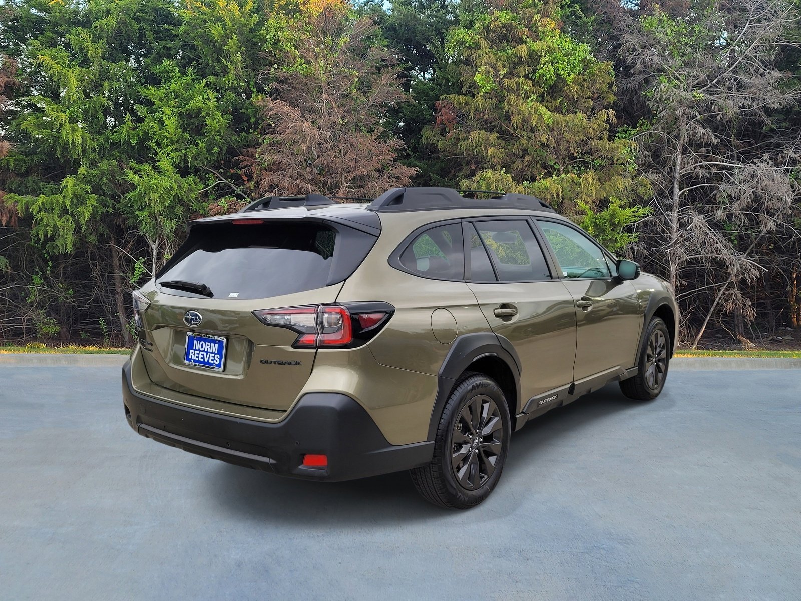 Used 2025 Subaru Outback Onyx Edition AWD/4WD image 17