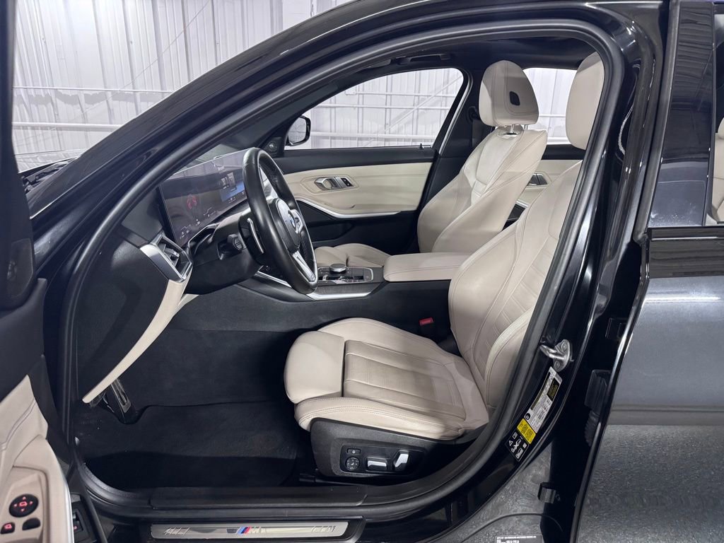 Used 2023 BMW M340i xDrive AWD/4WD image 41
