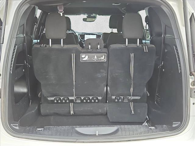 Used 2021 Chrysler Pacifica Touring FWD image 6