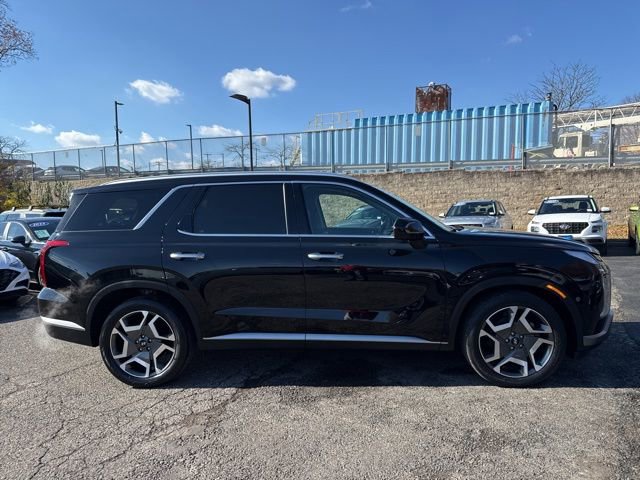 Used 2023 Hyundai Palisade SEL w/ Premium Package image 15