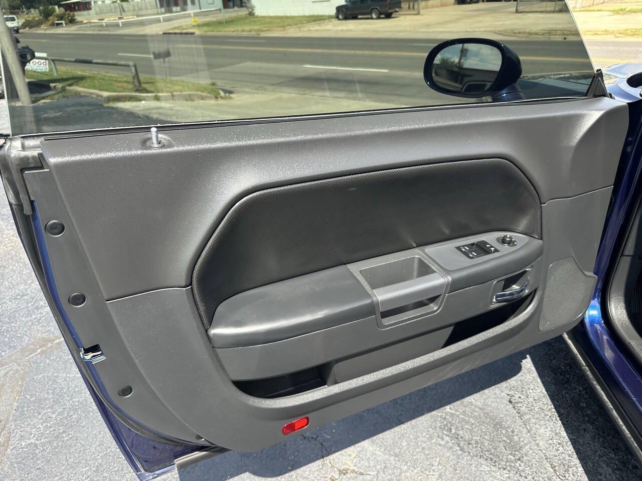 Used 2014 Dodge Challenger R/T RWD image 12
