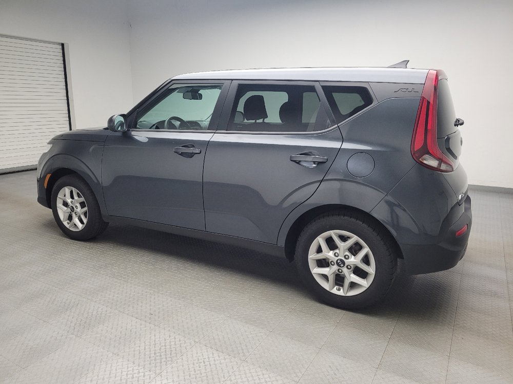 Used 2020 Kia Soul S FWD image 3