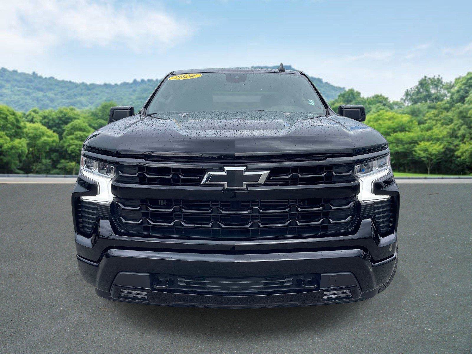 Used 2024 Chevrolet Silverado 1500 RST w/ Z71 Off-Road Package AWD/4WD image 24