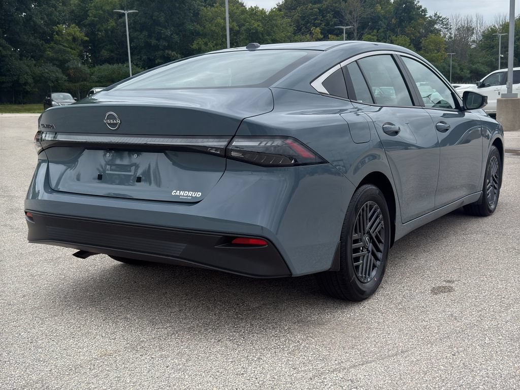 New 2027 Nissan Sentra SV FWD image 30