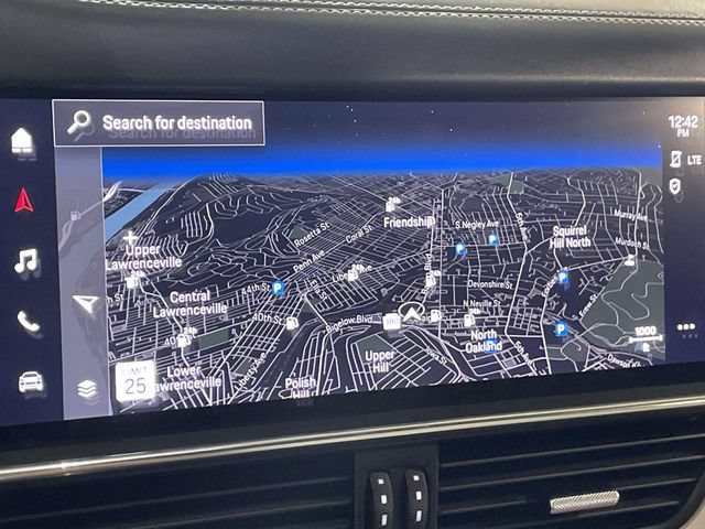 Certified 2022 Porsche Cayenne AWD/4WD image 28