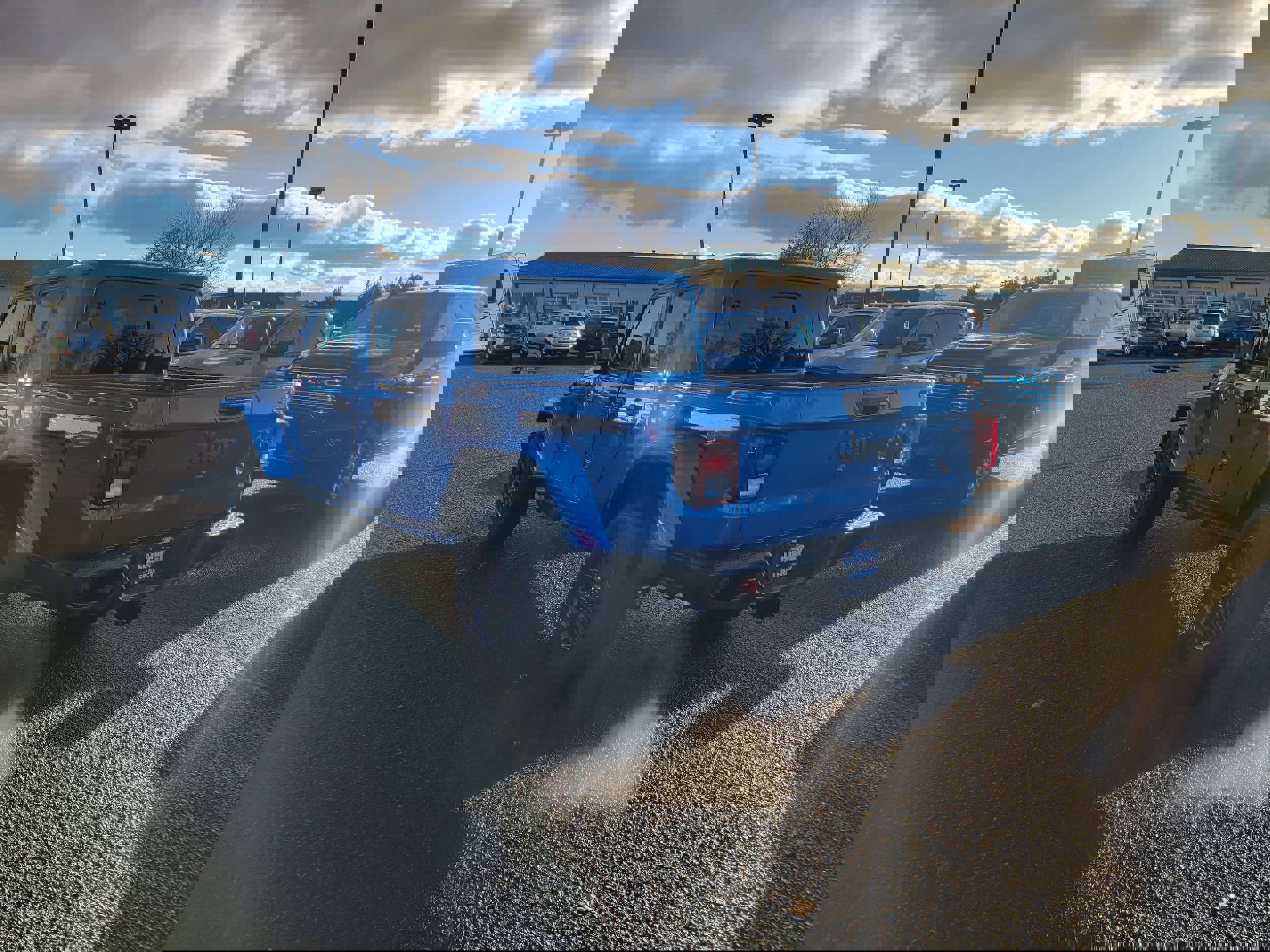 New 2026 Jeep Gladiator Sport image 11