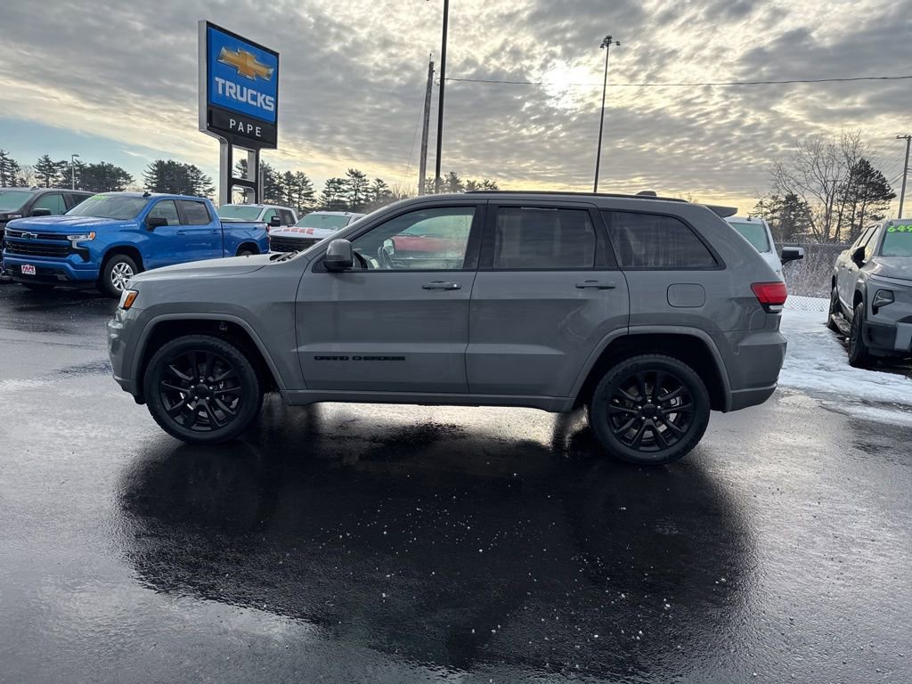 Used 2020 Jeep Grand Cherokee Altitude image 8