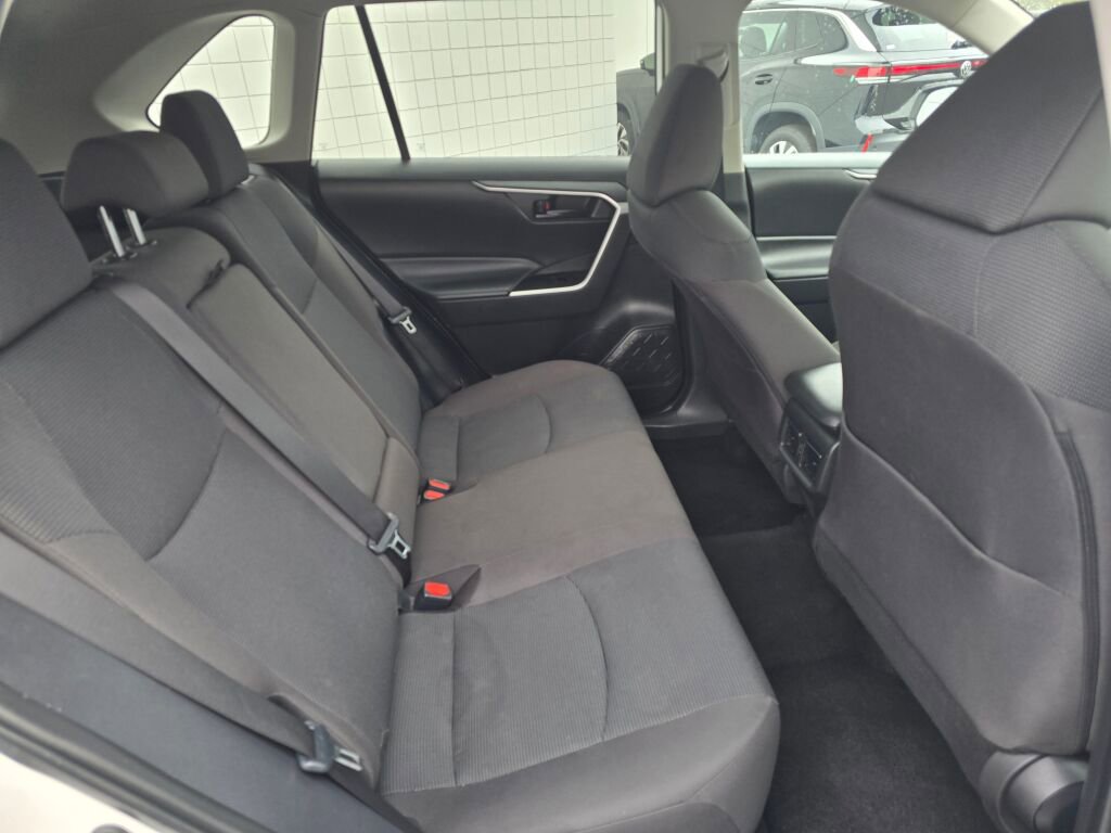 Certified 2024 Toyota RAV4 LE image 40