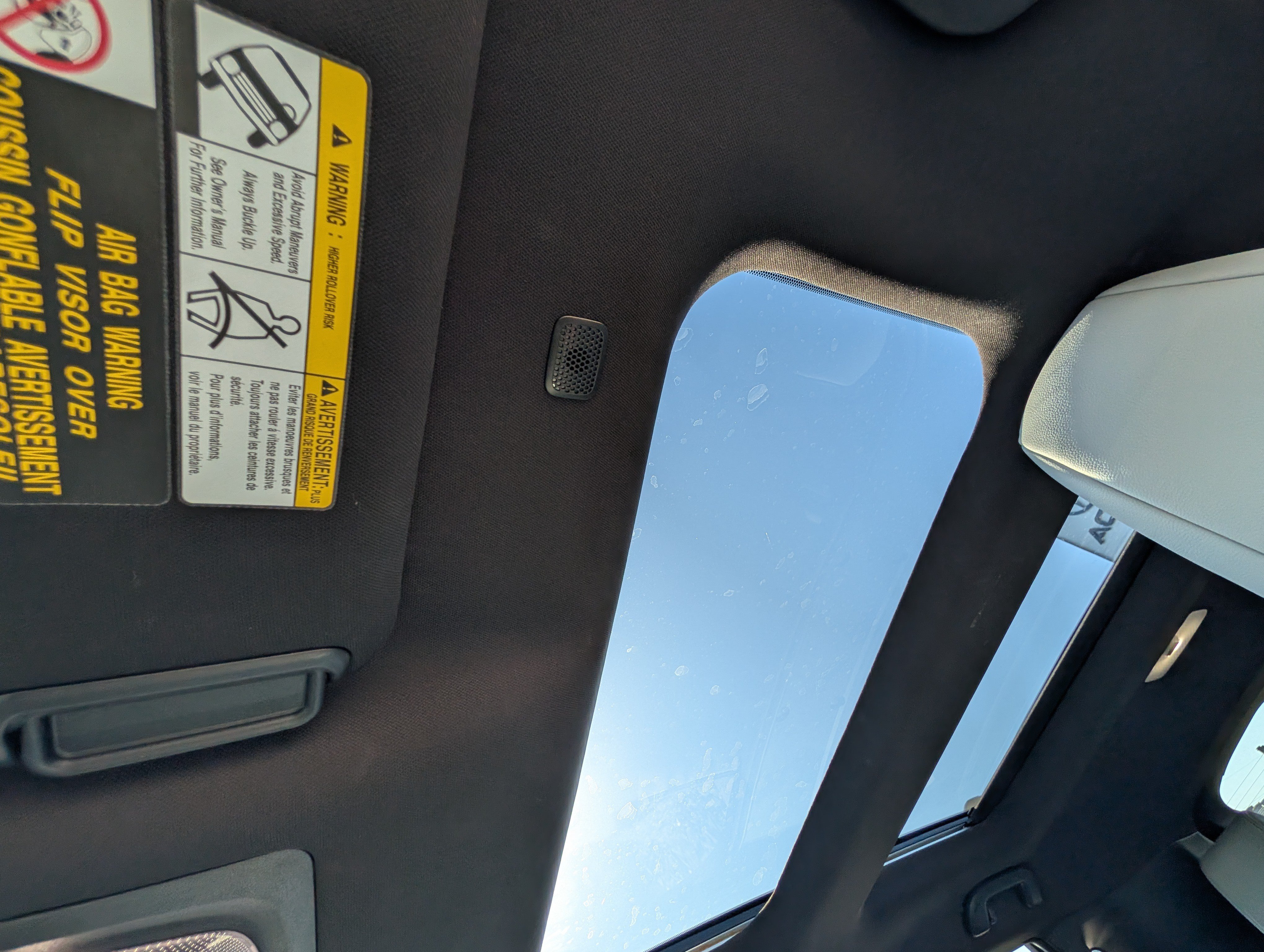 Used 2023 Subaru Solterra AWD image 32