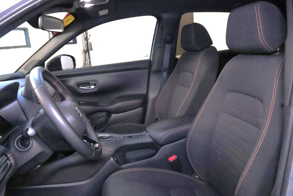 Used 2025 Honda HR-V Sport image 14