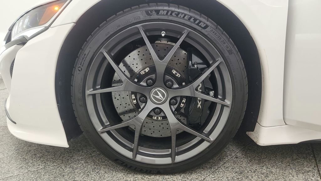 Used 2017 Acura NSX AWD/4WD image 33