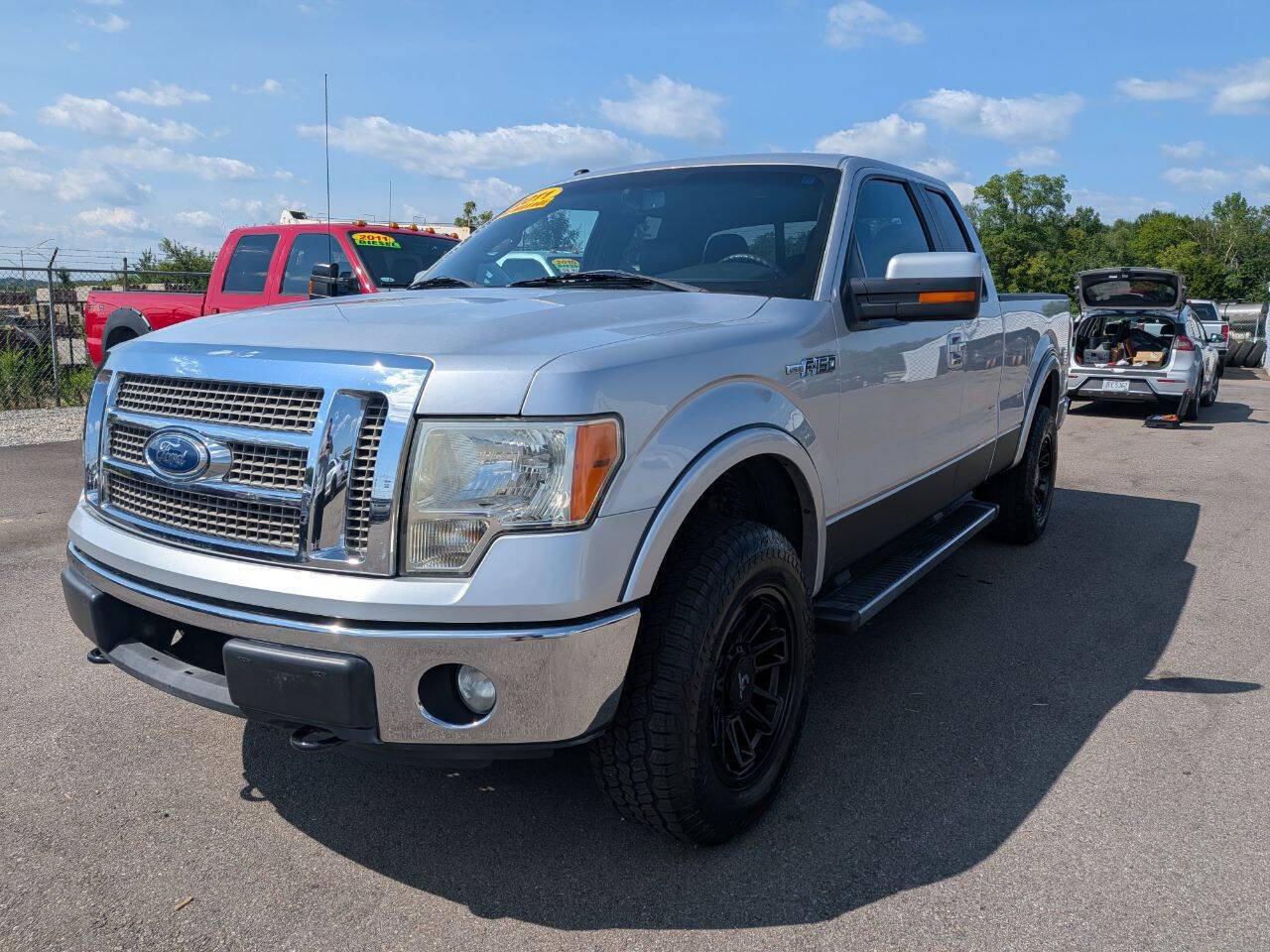 Used 2011 Ford F150 Lariat w/ Lariat Plus Pkg AWD/4WD image 2
