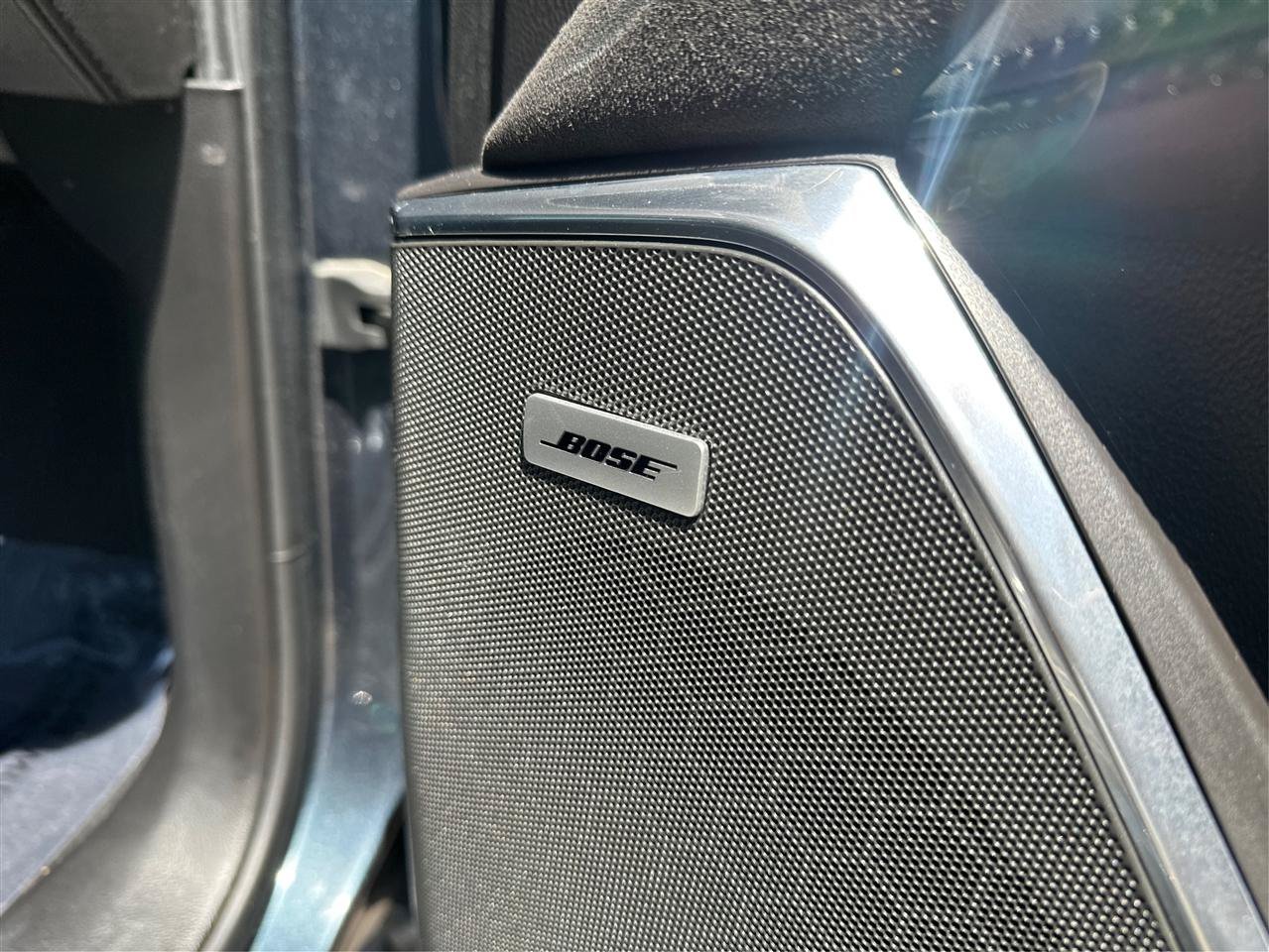 Used 2019 Cadillac Escalade ESV Platinum AWD/4WD image 39