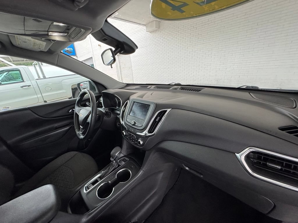 Used 2024 Chevrolet Equinox LT AWD/4WD image 16