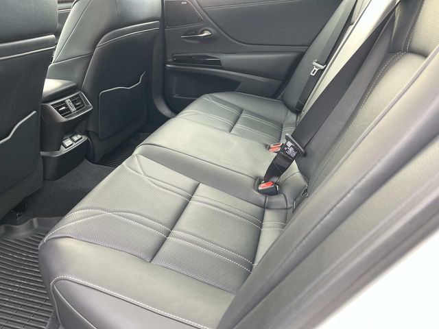 Certified 2024 Lexus ES 350 Ultra Luxury w/ Accessory Package (Z2) image 20