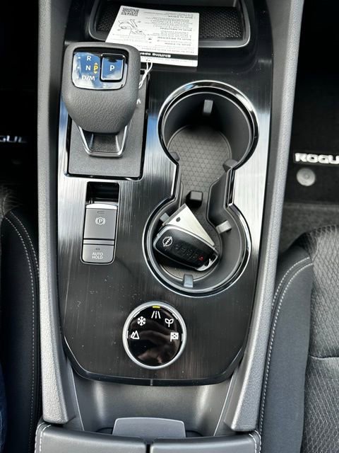 New 2026 Nissan Rogue SV image 24