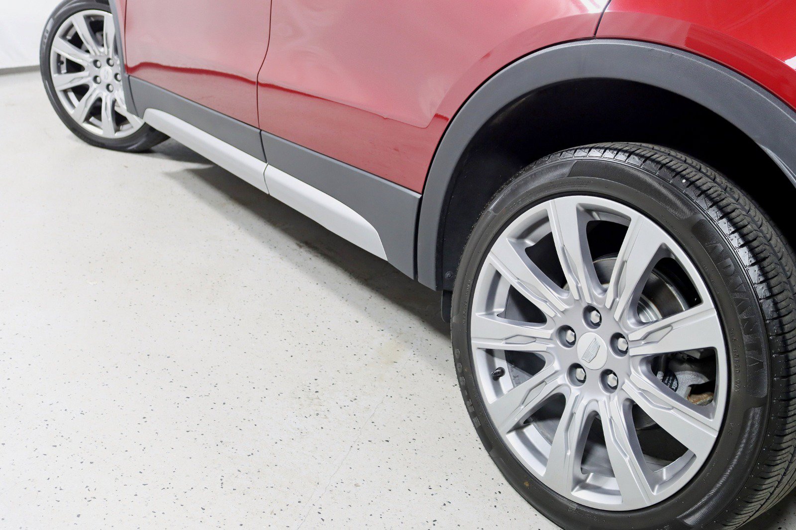 Used 2019 Cadillac XT4 Premium Luxury w/ Enhanced Visibility Package AWD/4WD image 12