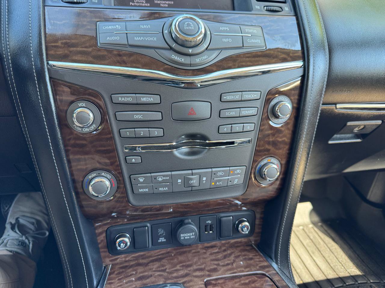 Used 2018 Nissan Armada Platinum w/ Captain Seat Package AWD/4WD image 29