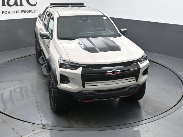 New 2026 Chevrolet Colorado ZR2 w/ Midnight Edition AWD/4WD image 25