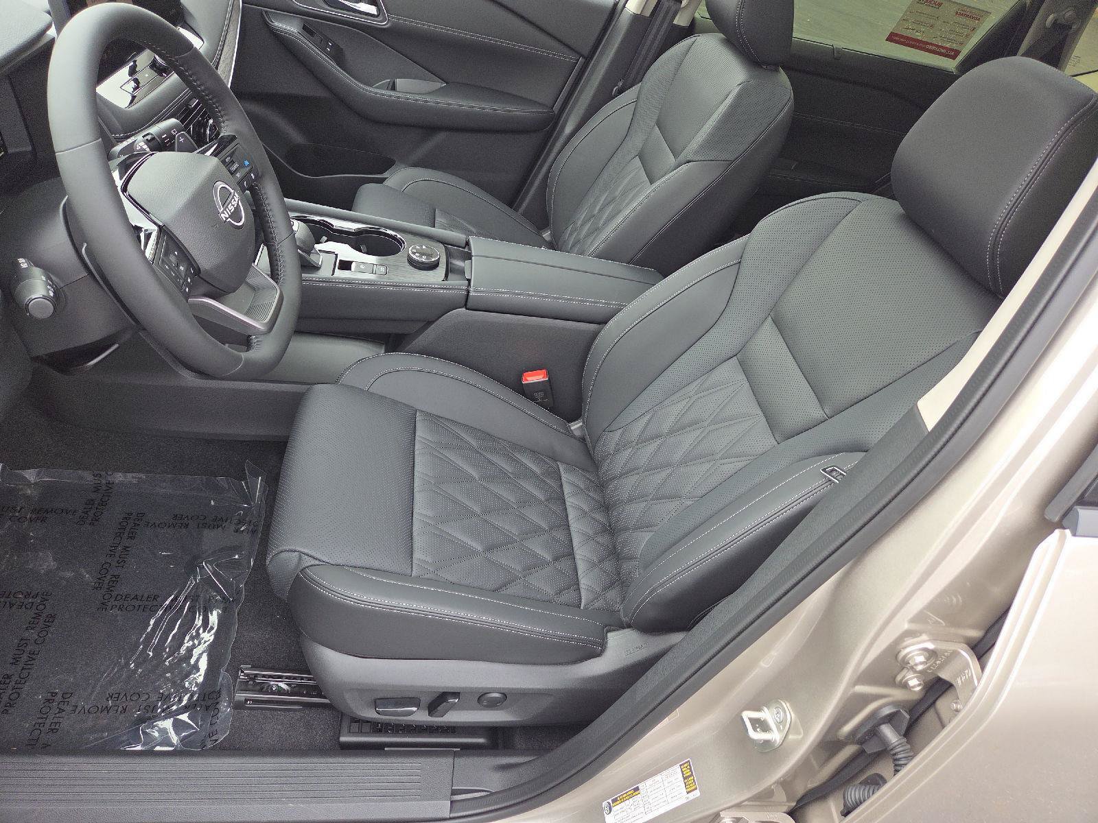 New 2026 Nissan Rogue Platinum AWD/4WD image 35