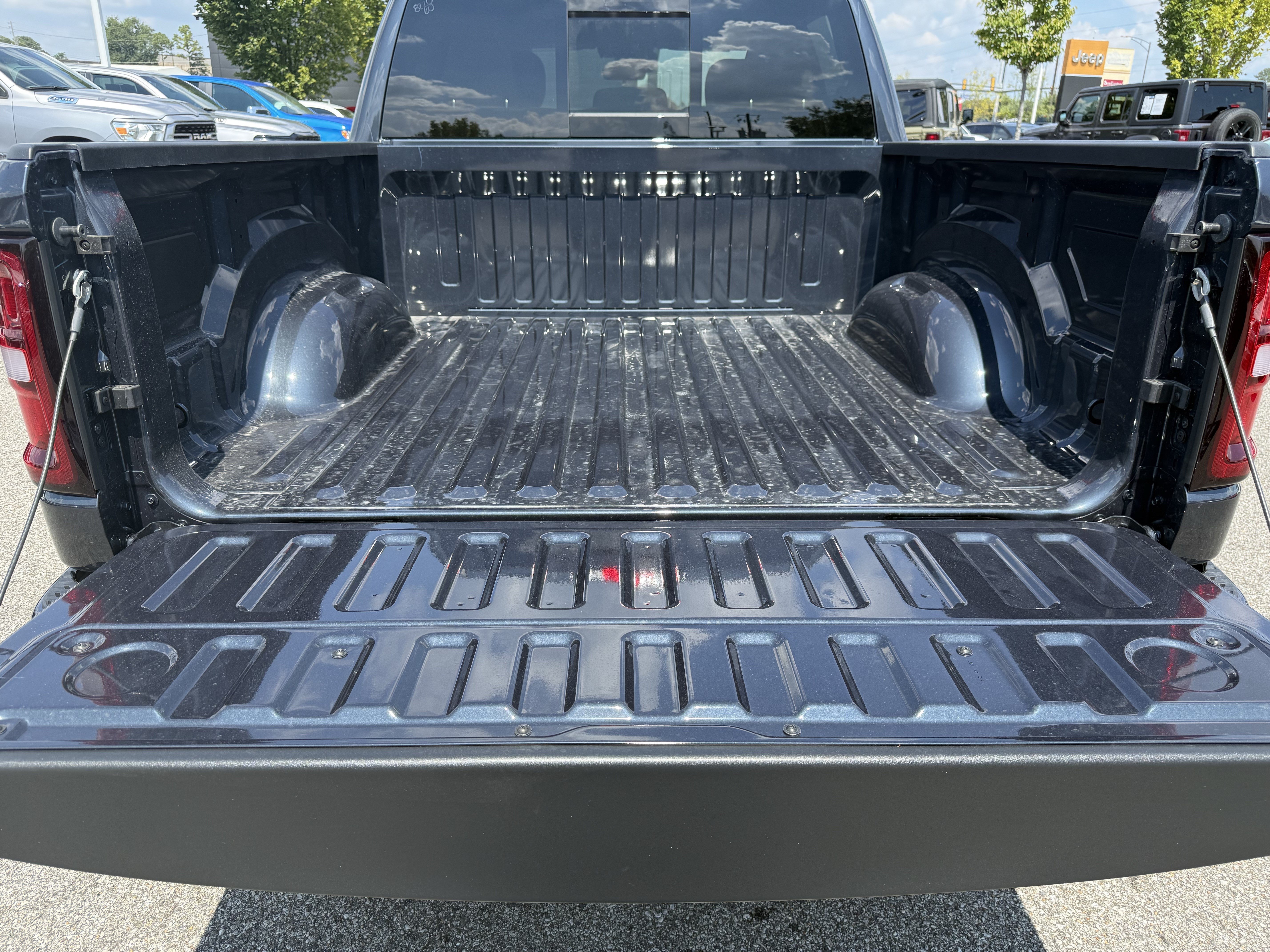 New 2026 RAM 1500 Express RWD image 32