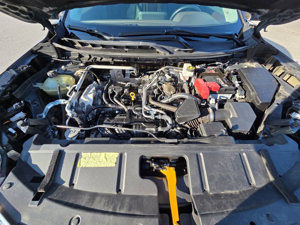 Used 2021 Nissan Rogue SL w/ Premium Package image 32