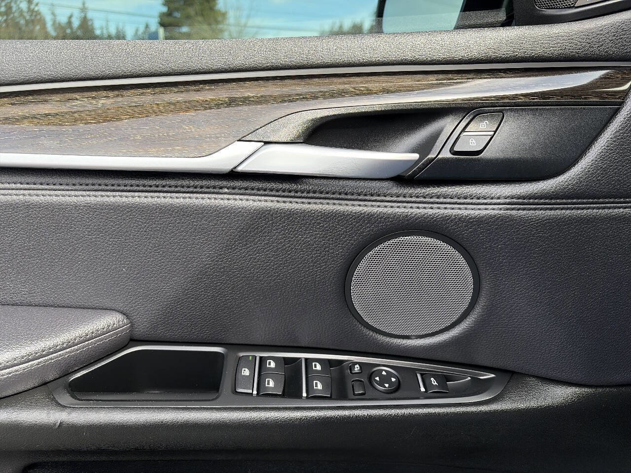 Used 2017 BMW X5 xDrive35i w/ Premium Package image 43