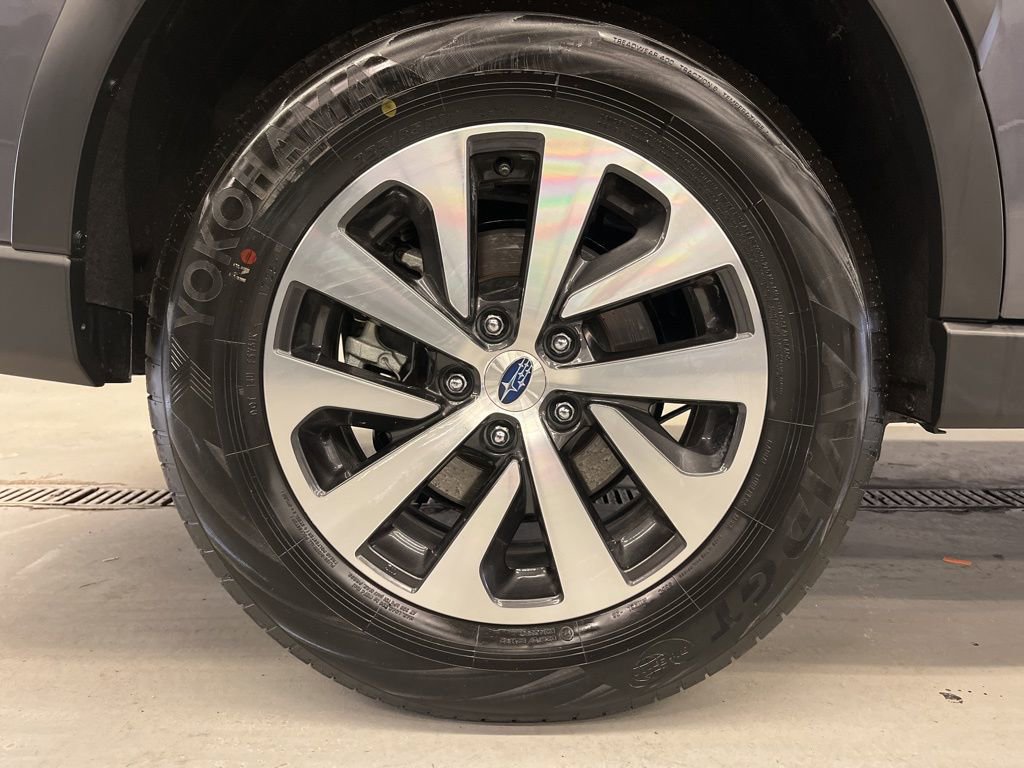 Certified 2025 Subaru Outback Premium w/ Popular Package #1A image 39