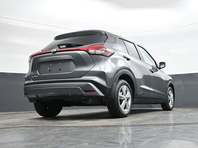 Used 2021 Nissan Kicks S image 31