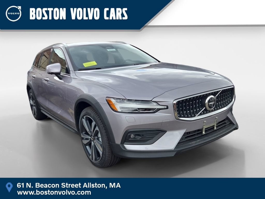 New 2026 Volvo V60 B5 Cross Country Plus w/ Climate Package AWD/4WD image 1