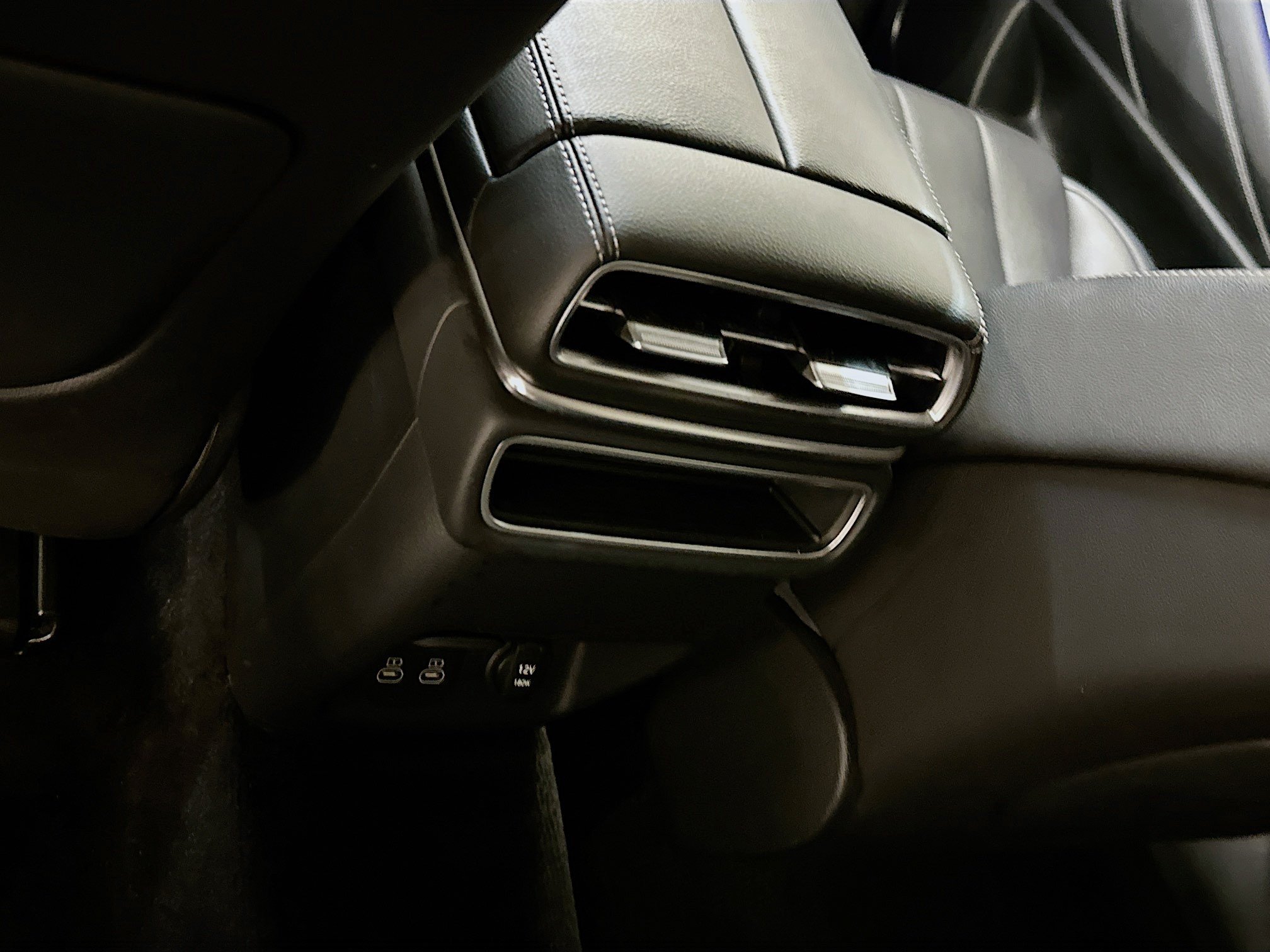 Used 2025 Genesis GV80 2.5T Standard AWD/4WD image 28