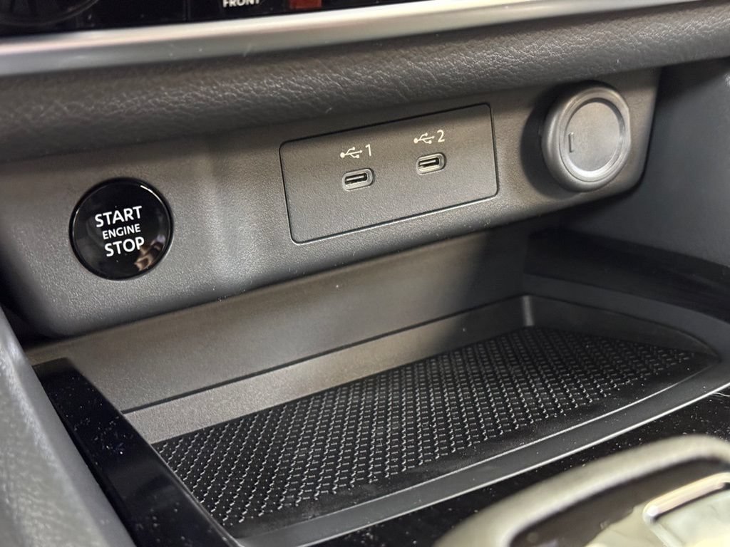 New 2026 Nissan Rogue SV AWD/4WD image 36