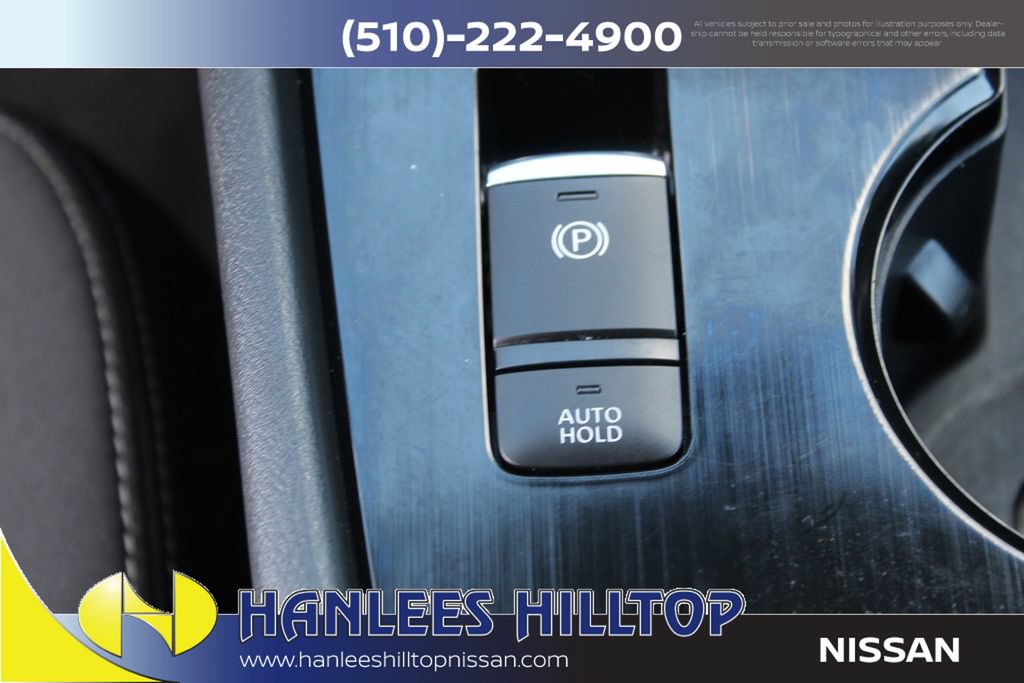 Used 2025 Nissan Rogue SV AWD/4WD image 22