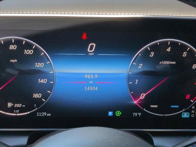Used 2024 Mercedes-Benz GLC 300 image 11