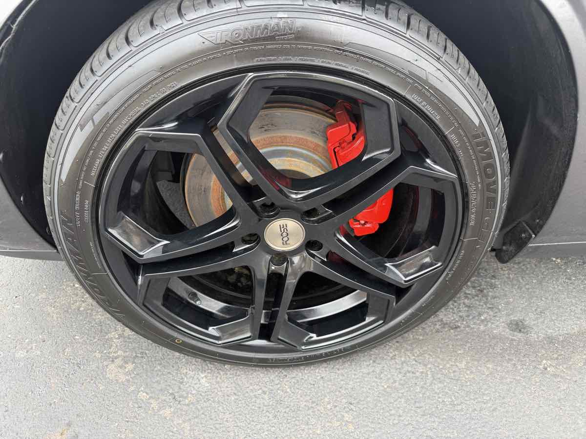 Used 2015 Dodge Challenger R/T w/ Quick Order Package 22B R/T image 8