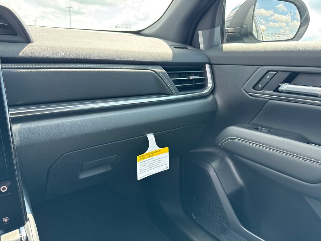 New 2027 GMC Terrain Elevation w/ Technology Package II AWD/4WD image 25