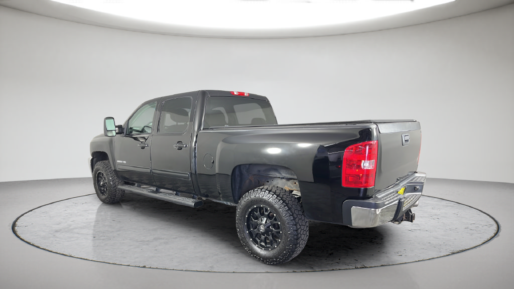 Used 2013 Chevrolet Silverado 2500 LTZ AWD/4WD image 11